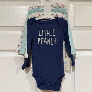 NWT Cloud Island 4 Pack Long Sleeve Baby Bodysuits Onsies Blue/White 6-9 Months